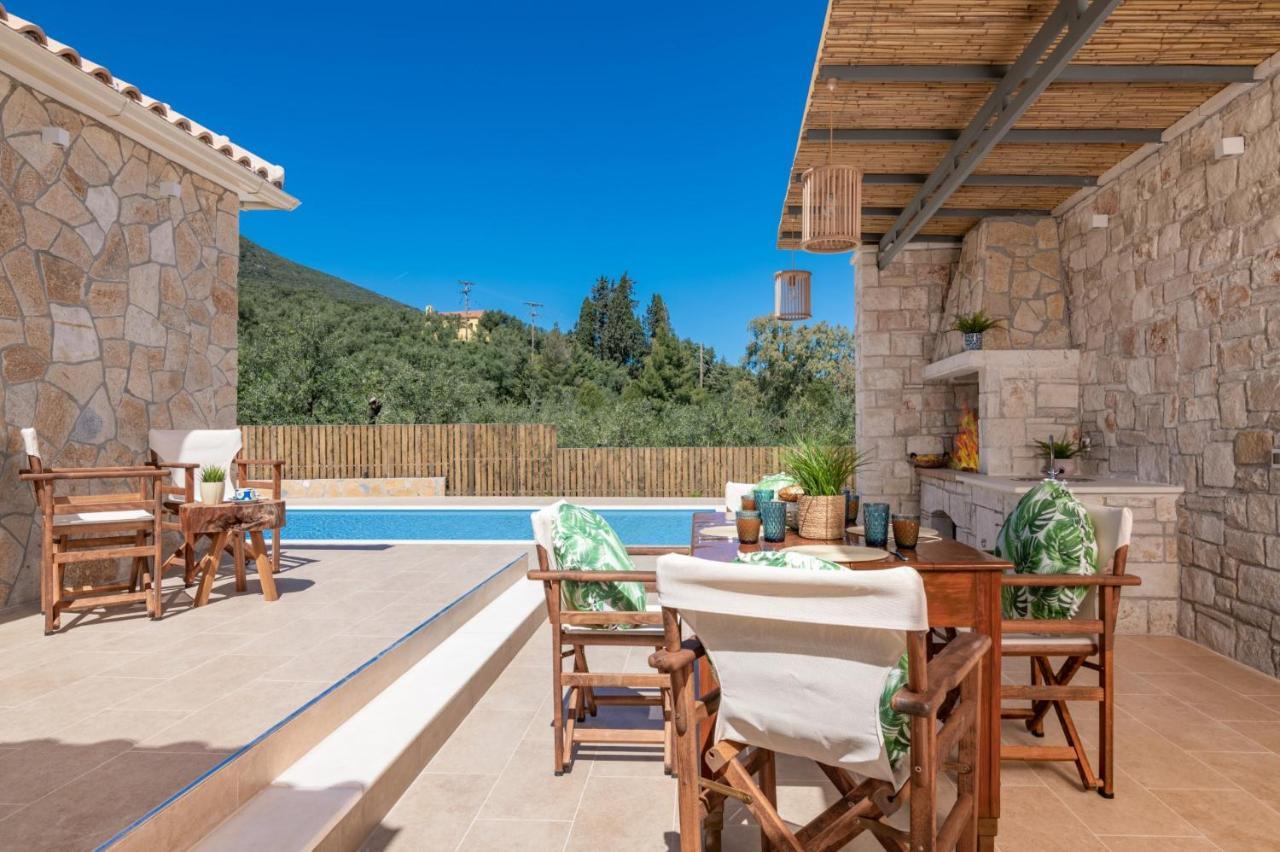 Villa Halakas By *